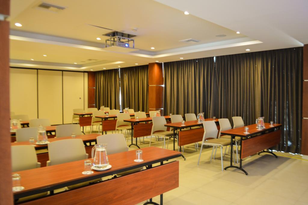 Vpx Hotel Асия Екстериор снимка